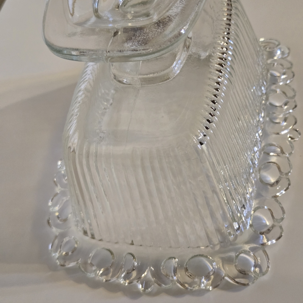 Indiana Glass Clear Lace-Edge Covered Candy Dish - Picture 14 of 16